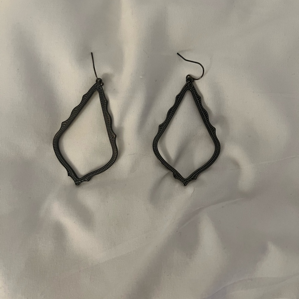 Kendra Scott Black Open Frame Earrings - Picture 2 of 3